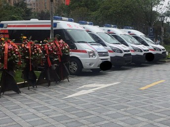 上海出租私人救护车电话号码