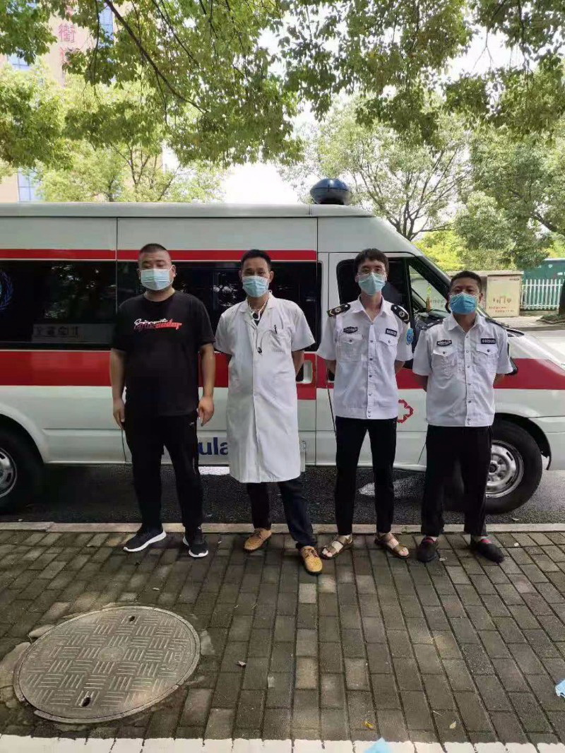 上海出租救护车联系方式