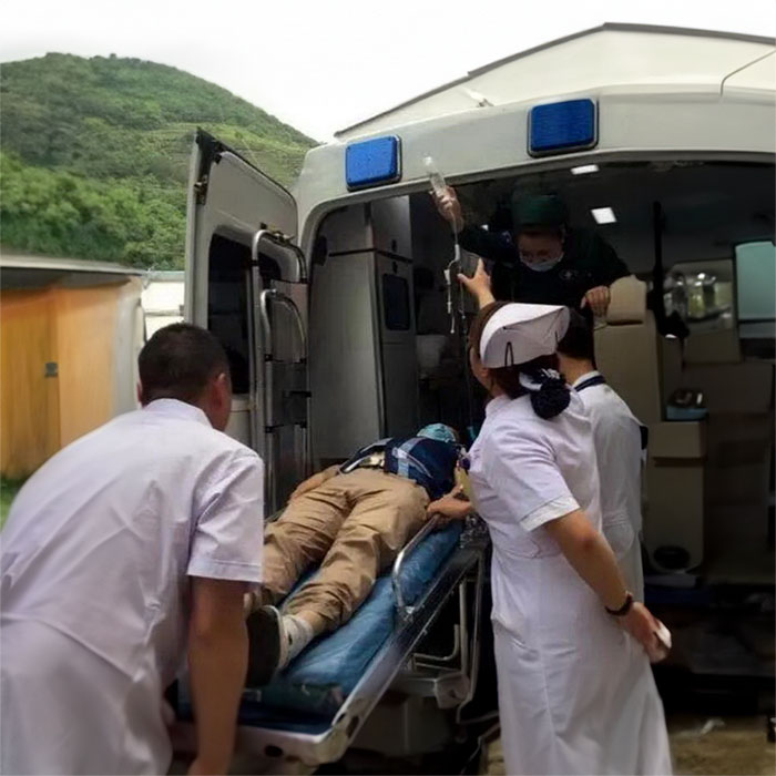 上海常熟出租救护车联系电话